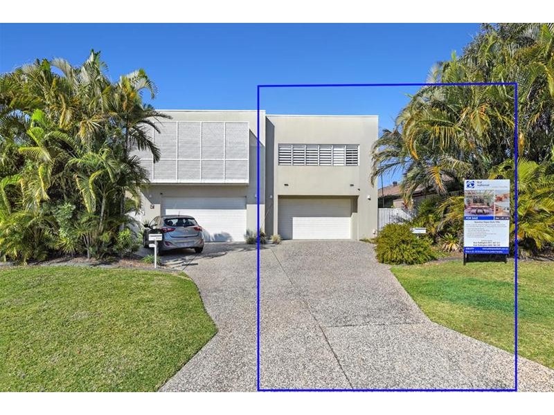 2/3 Sandown Avenue, Bundall QLD 4217