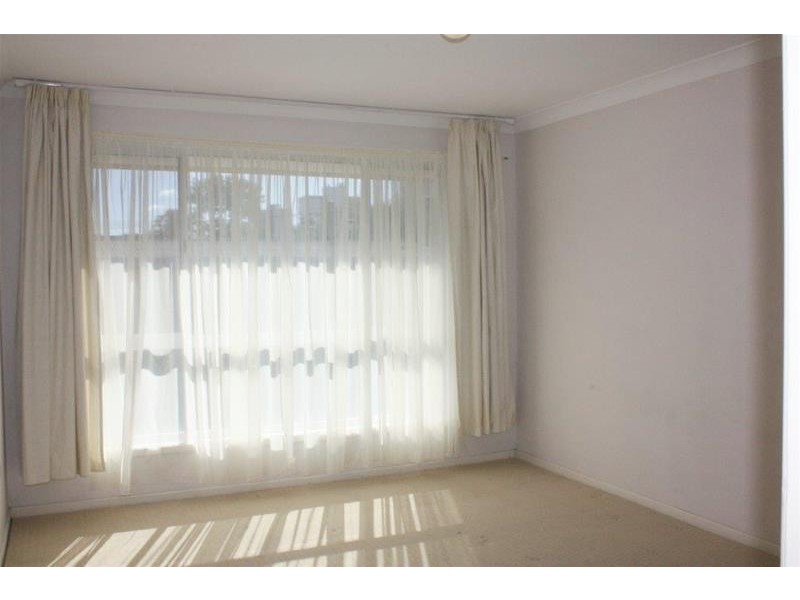 2 Sunrise Boulevard, Surfers Paradise QLD 4217