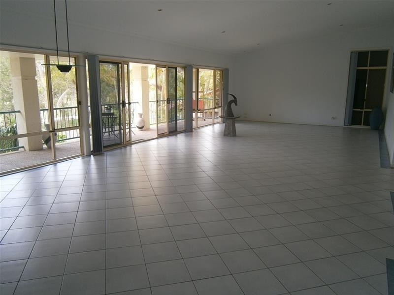 40 Jack Nicklaus Way, Parkwood QLD 4214