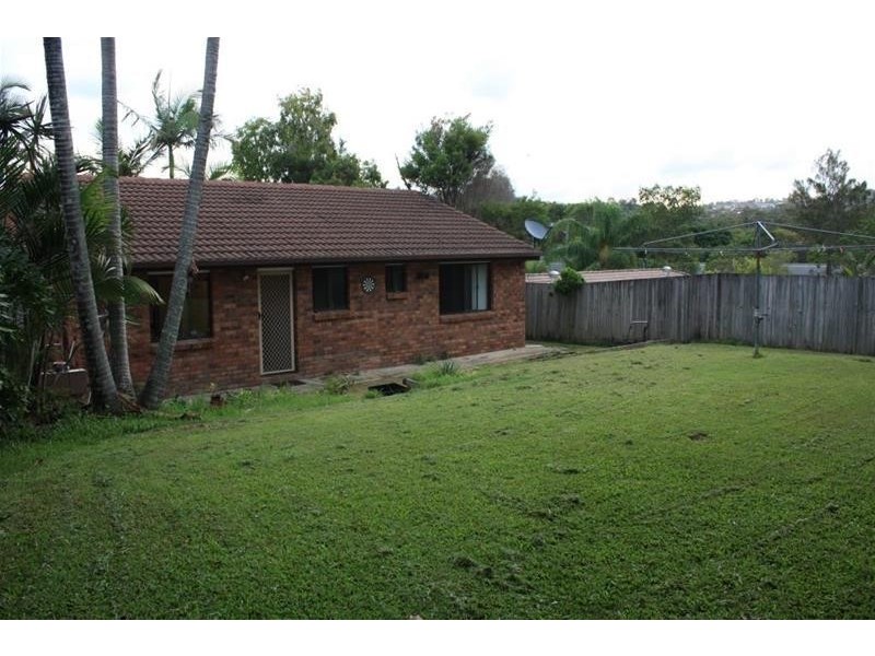 11 Ancona Street, Carrara QLD 4211