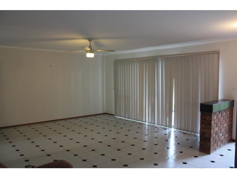 11 Ancona Street, Carrara QLD 4211