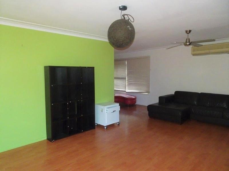 7 Parnoo Street, Surfers Paradise QLD 4217