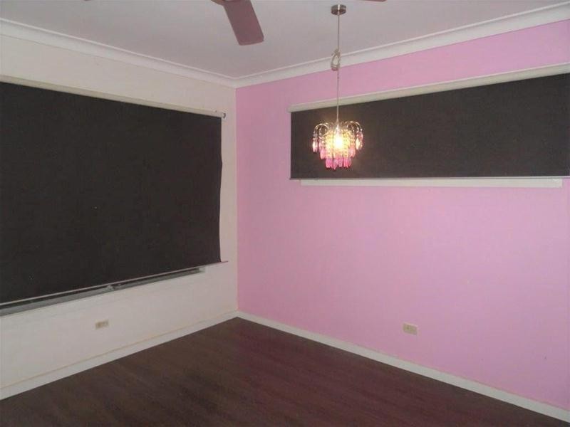 7 Parnoo Street, Surfers Paradise QLD 4217