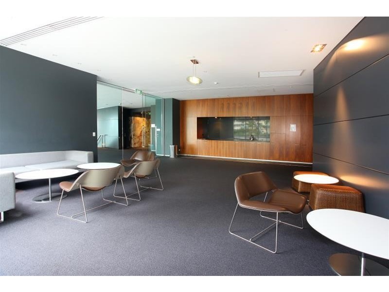 9  Hamilton Avenue “Q1″, Surfers Paradise QLD 4217