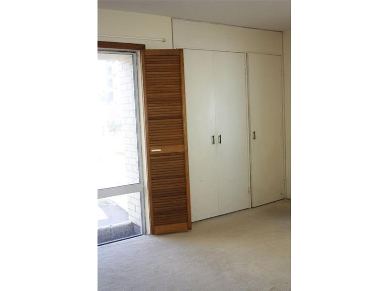 61 Garfield Terrace, Surfers Paradise QLD 4217