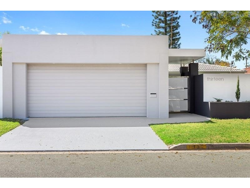 13 Coogeen Street, Sorrento QLD 4217