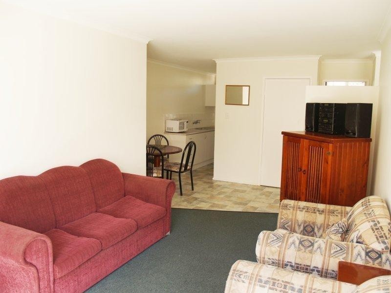 47 Peninsular Drive ‘Riverway Lodge’, Surfers Paradise QLD 4217