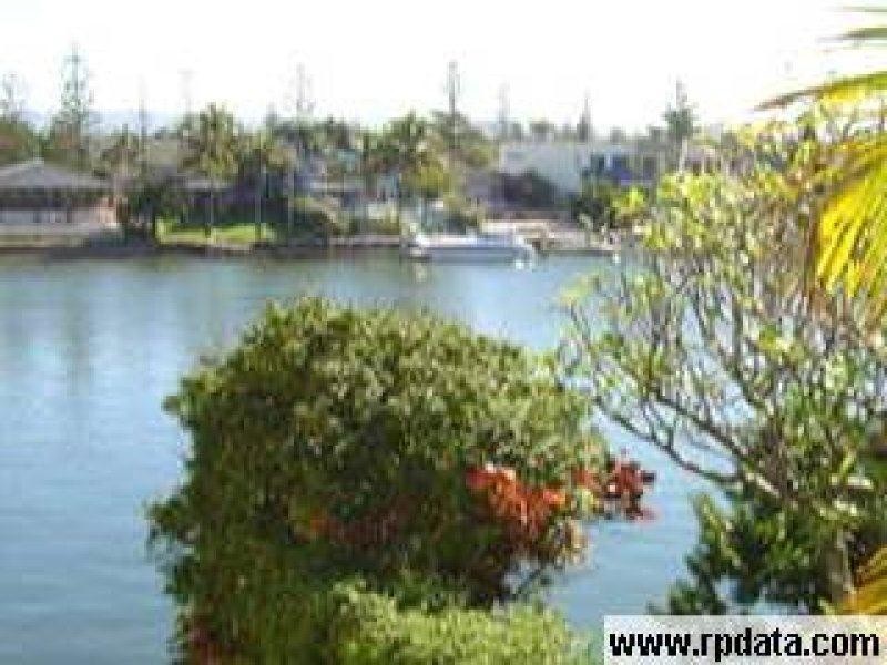 2930 Gold Coast Highway, Surfers Paradise QLD 4217