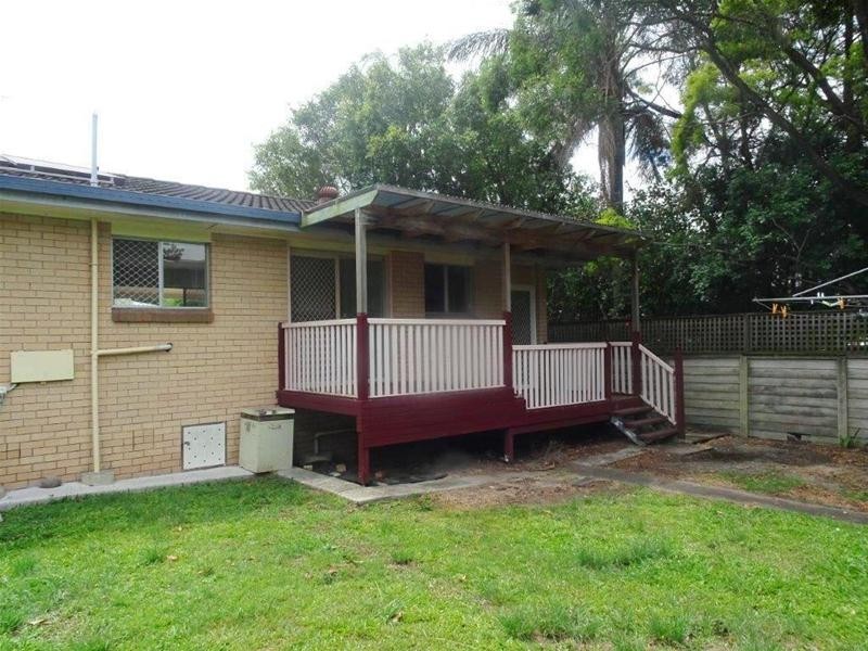 21  Kumbari Avenue, Southport QLD 4215