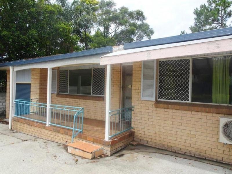 21  Kumbari Avenue, Southport QLD 4215