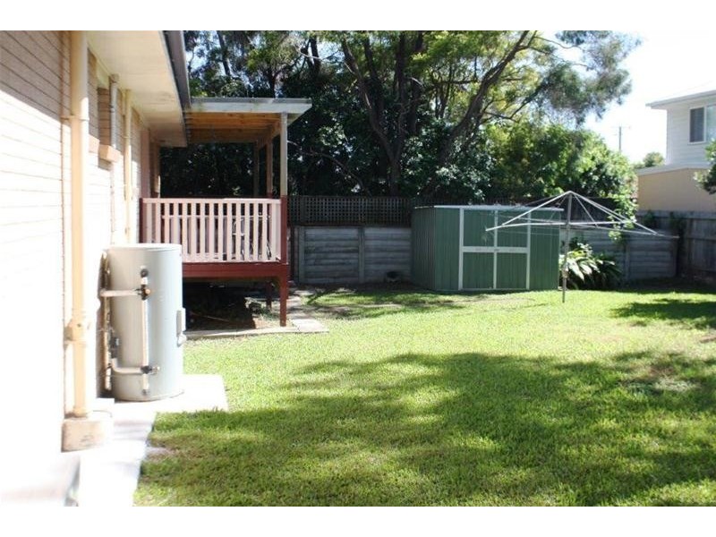 21  Kumbari Avenue, Southport QLD 4215