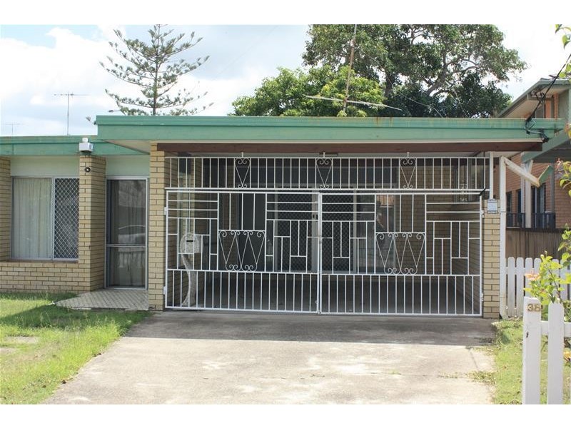 38 Darrambal Street, Chevron Island QLD 4217