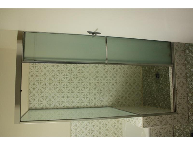 38 Darrambal Street, Chevron Island QLD 4217