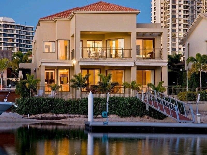 14 Seafarer Court, Paradise Waters QLD 4217