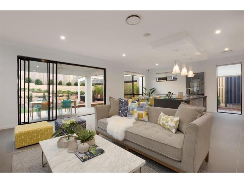 25 Hans Street, Upper Coomera QLD 4209