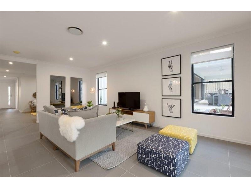 25 Hans Street, Upper Coomera QLD 4209