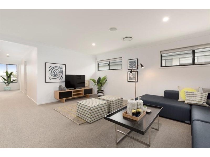 25 Hans Street, Upper Coomera QLD 4209