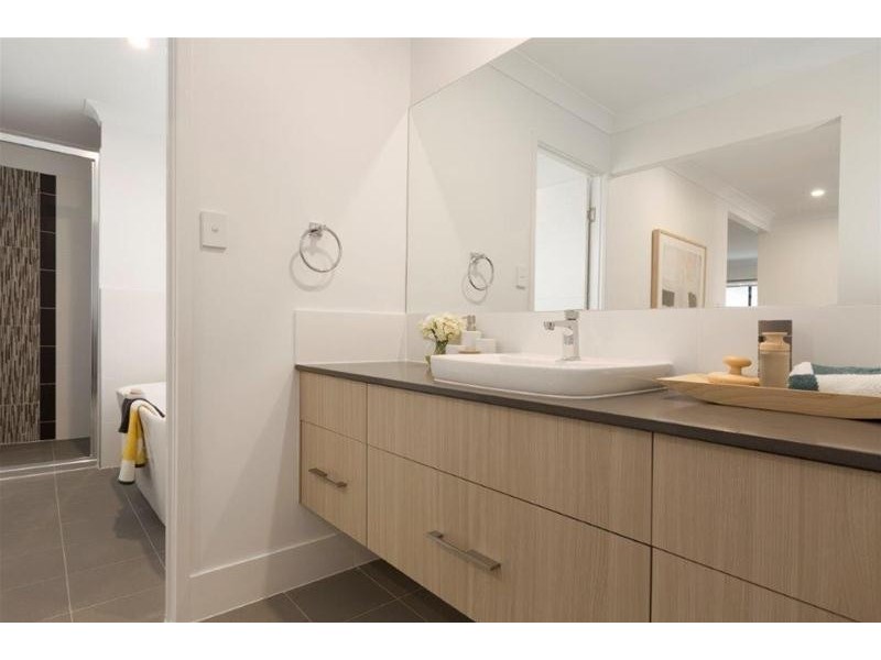 25 Hans Street, Upper Coomera QLD 4209