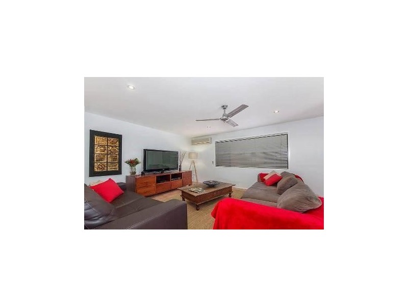 24 Vespa Crescent, Surfers Paradise QLD 4217