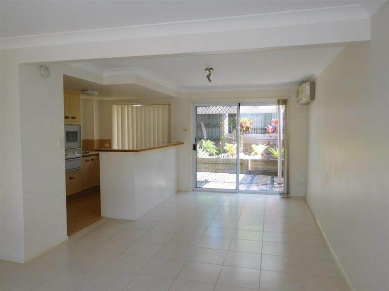 63 Benowa Road, Southport QLD 4215