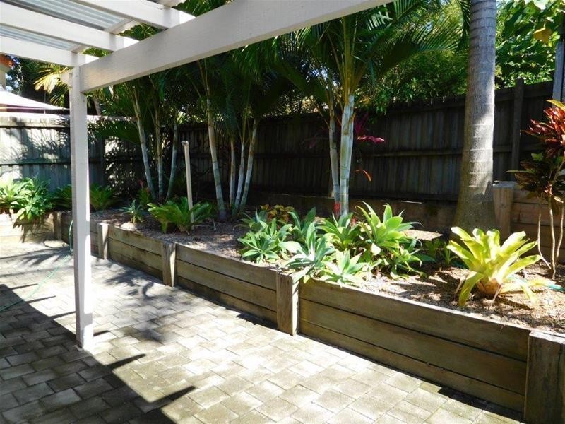 63 Benowa Road, Southport QLD 4215