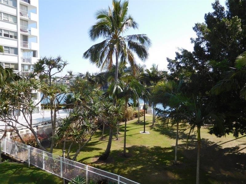 40 Watson Esplanade, Surfers Paradise QLD 4217
