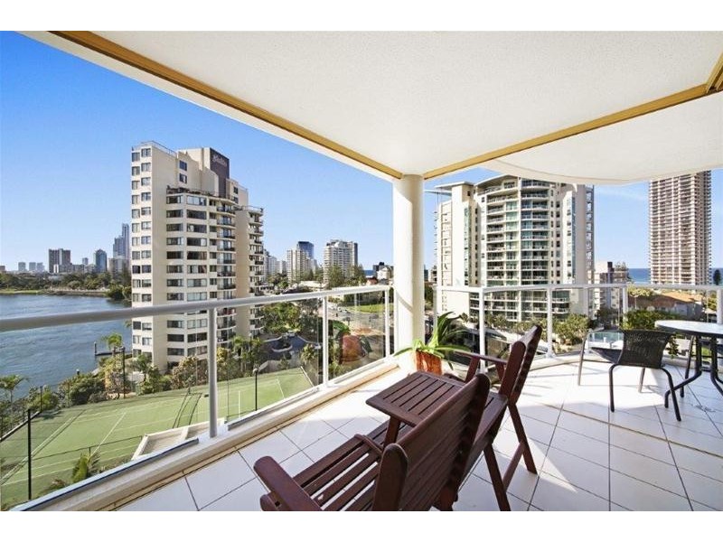 30 ‘The Pinnacle’ 2894 Gold Coast Highway, Surfers Paradise QLD 4217