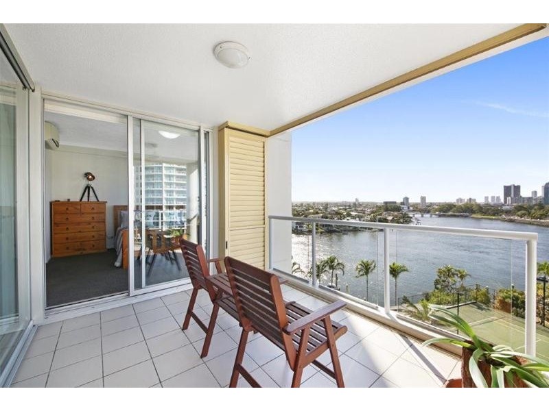 30 ‘The Pinnacle’ 2894 Gold Coast Highway, Surfers Paradise QLD 4217