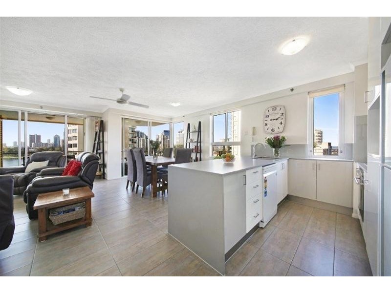 30 ‘The Pinnacle’ 2894 Gold Coast Highway, Surfers Paradise QLD 4217