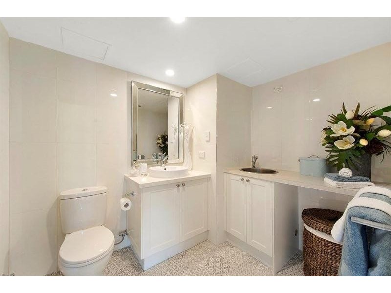 1401/28 Northcliffe Terrace, Surfers Paradise QLD 4217