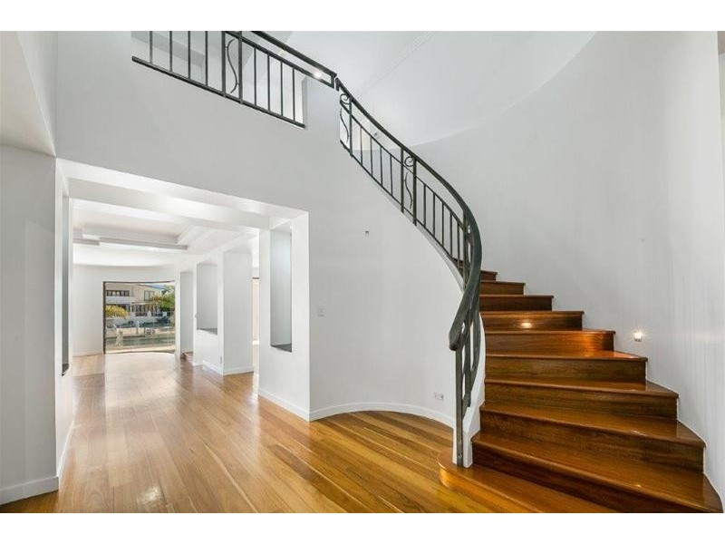 14 Seafarer Court, Paradise Waters QLD 4217