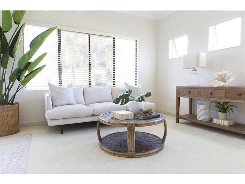 14 Seafarer Court, Paradise Waters QLD 4217