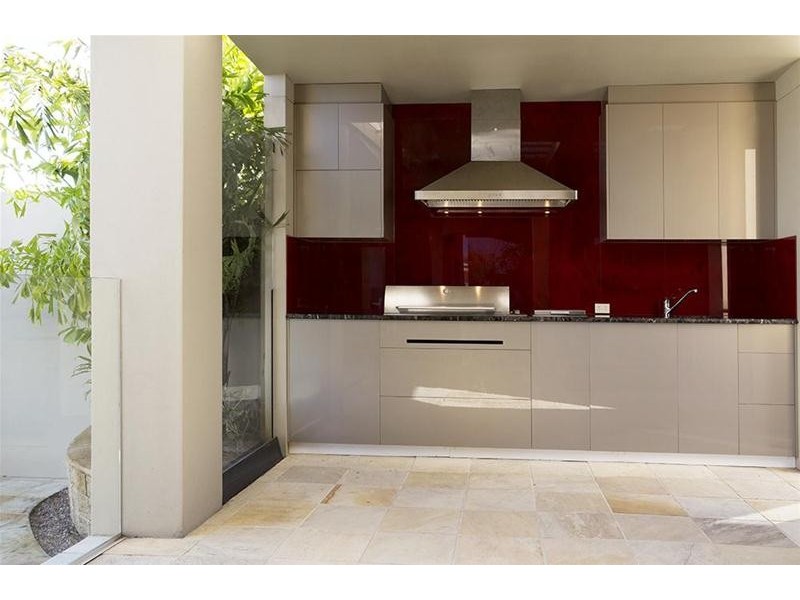 14 Seafarer Court, Paradise Waters QLD 4217