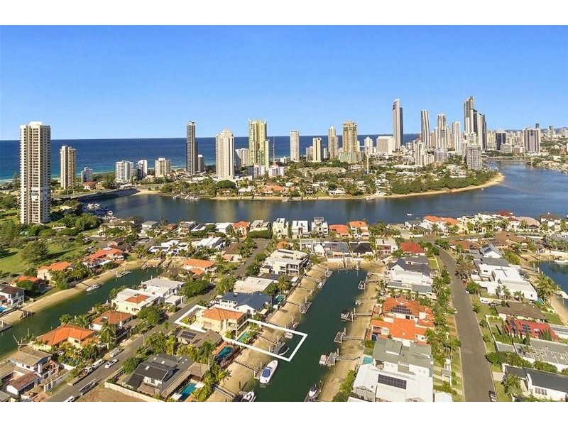 14 Seafarer Court, Paradise Waters QLD 4217