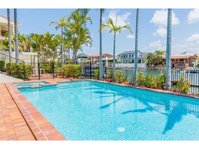 14 Buccaneer Court, Paradise Waters QLD 4217