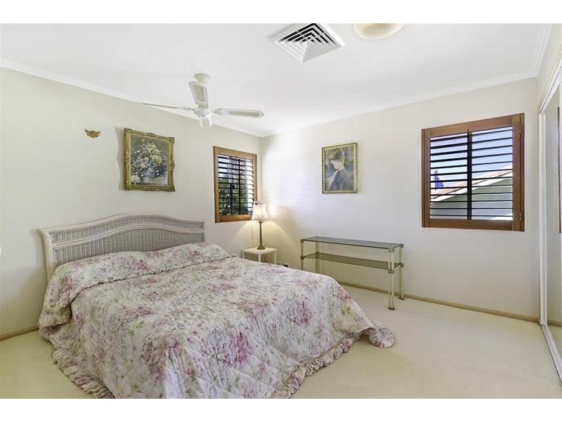 14 Buccaneer Court, Paradise Waters QLD 4217