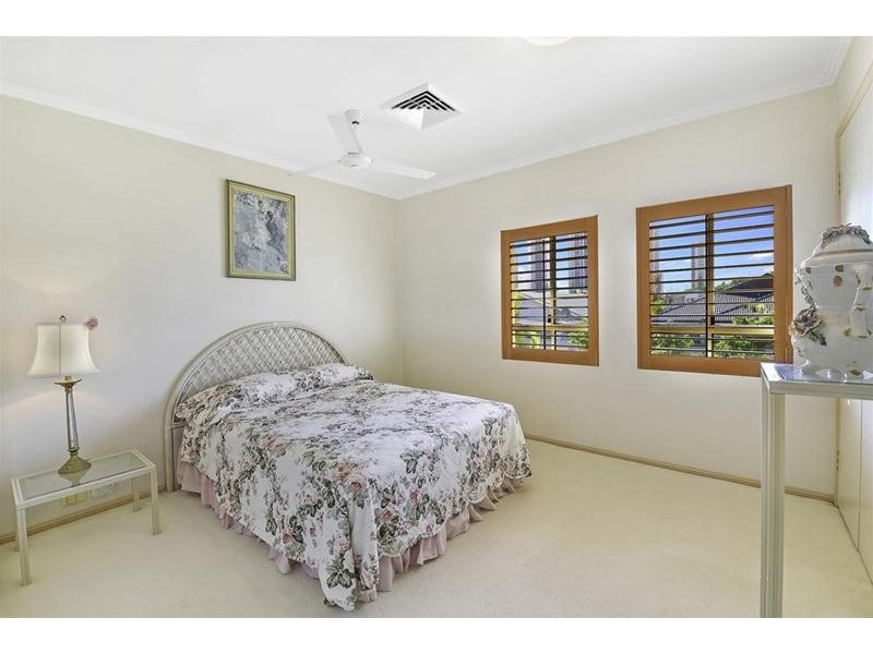 14 Buccaneer Court, Paradise Waters QLD 4217