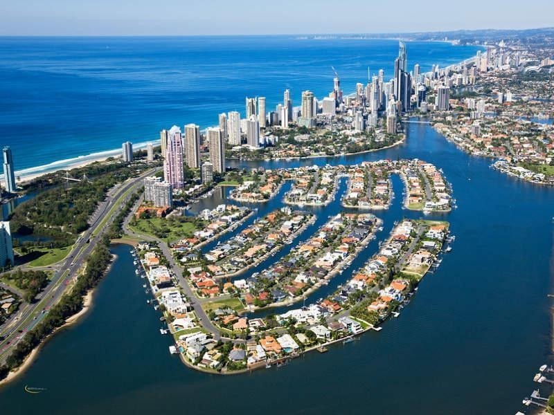 14 Buccaneer Court, Paradise Waters QLD 4217