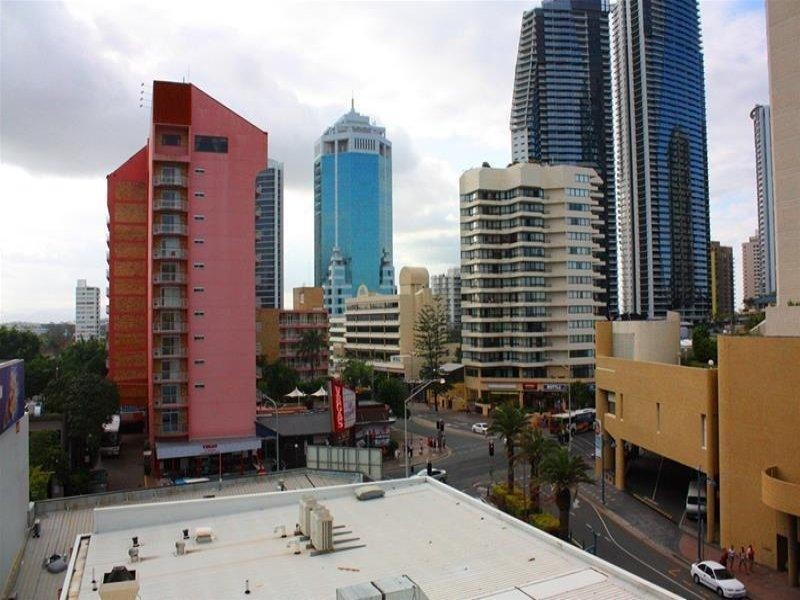 34 Hanlan Street, Surfers Paradise QLD 4217