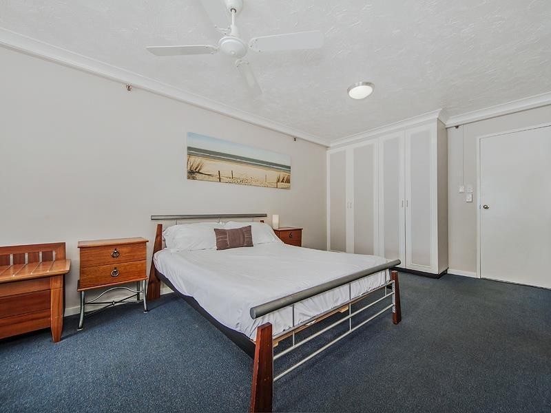 18 Hanlan Street ‘Beachcomber’, Surfers Paradise QLD 4217