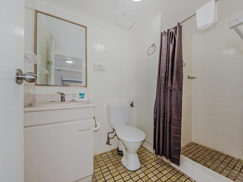 18 Hanlan Street ‘Beachcomber’, Surfers Paradise QLD 4217