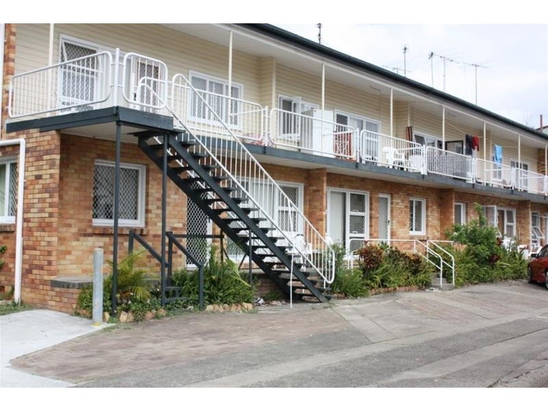 14 Leonard Avenue, Surfers Paradise QLD 4217