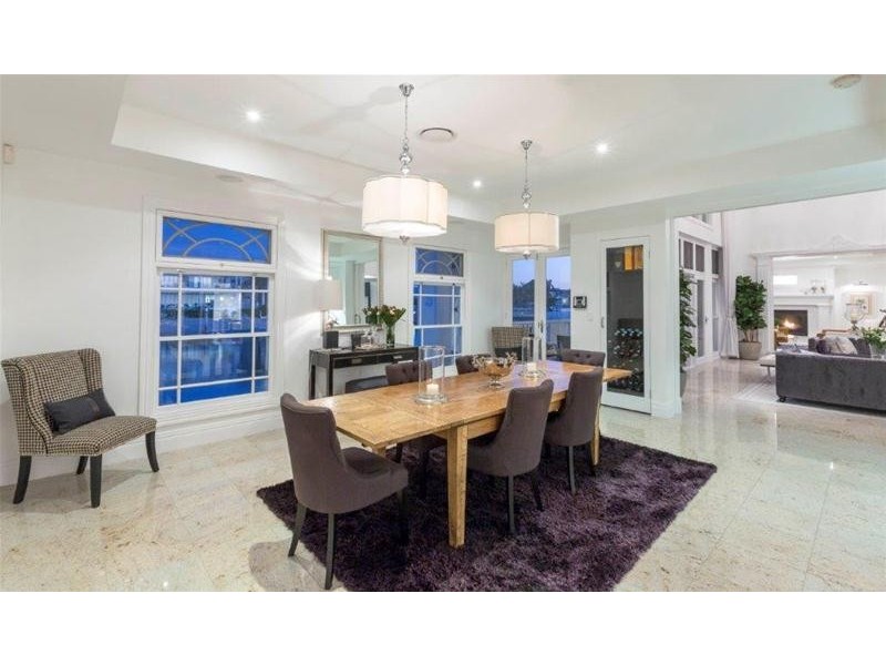 31 Buccaneer Court, Paradise Waters QLD 4217