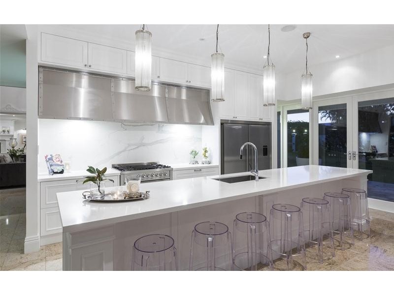 31 Buccaneer Court, Paradise Waters QLD 4217