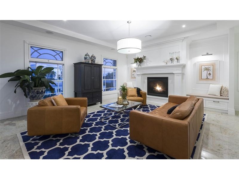 31 Buccaneer Court, Paradise Waters QLD 4217