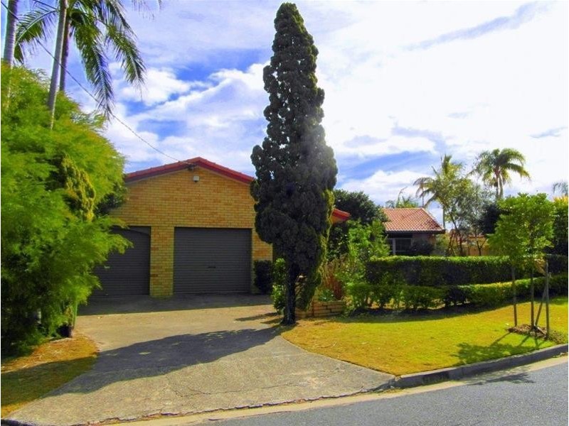 106 Gibraltar Drive, Isle Of Capri QLD 4217