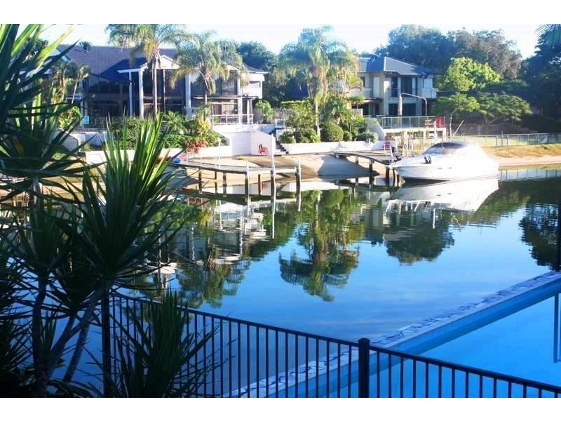 106 Gibraltar Drive, Isle Of Capri QLD 4217