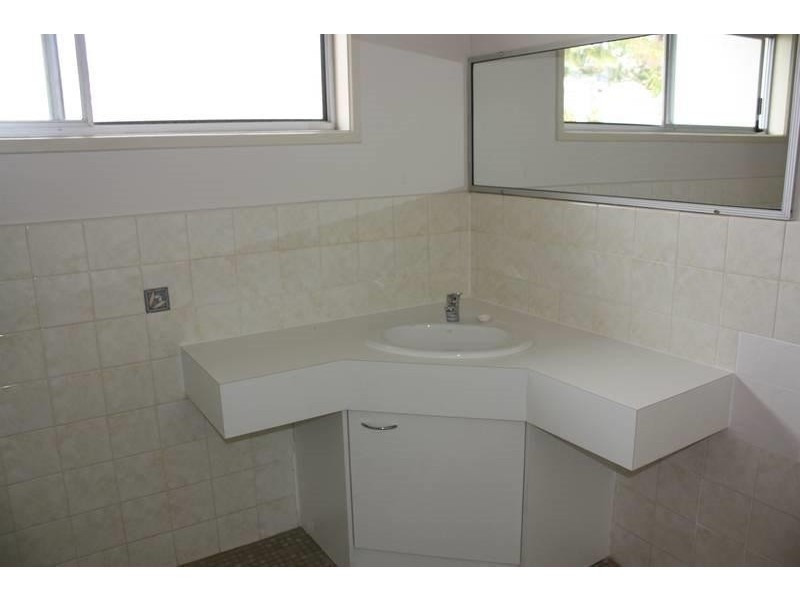 106 Gibraltar Drive, Isle Of Capri QLD 4217