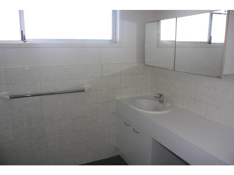 106 Gibraltar Drive, Isle Of Capri QLD 4217