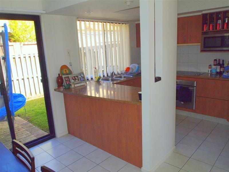 302 Christine Avenue “Lakeside on Varsity”, Varsity Lakes QLD 4227